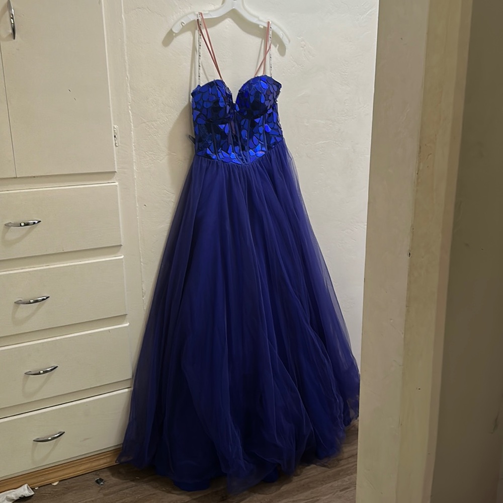 Blueish purple dress with a very nice corset top and it is strapless